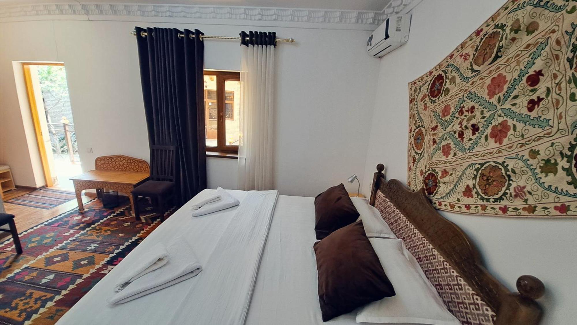 בוקורו Boutique Hotel Breshim Terrace מראה חיצוני תמונה